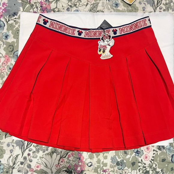 Disney Dresses & Skirts - NWT Disney Minnie Mouse skirt
